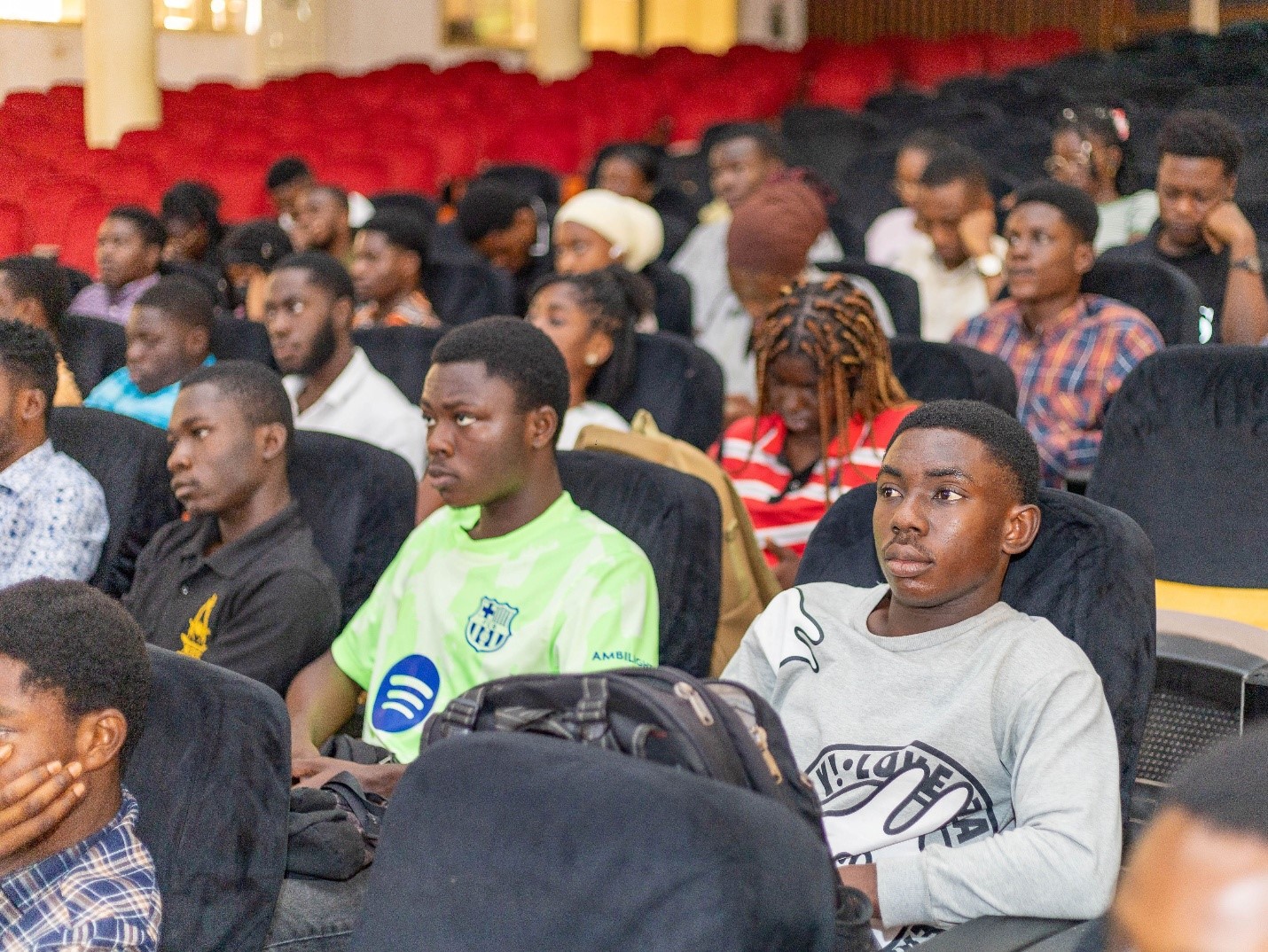 Overview of students during the event
