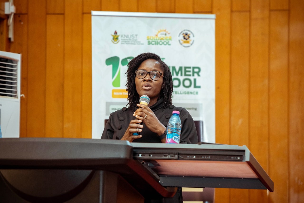 Dr Theresa-Samuelle Ajaidoo facilitated the hands-on session