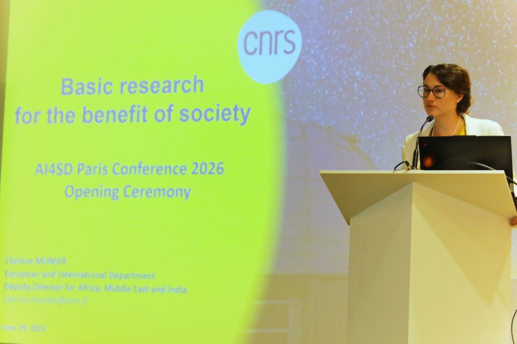 Ms. Clarisse Munier, Adjointe au DEI, Responsable du secteur Afrique, Moyen-Orient, Inde, Centre National de la Recherche Scientifique (CNRS)